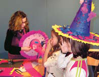 Art Workshop for Children 6 – 12 years-old: let’s put our hats on… / February 2007
